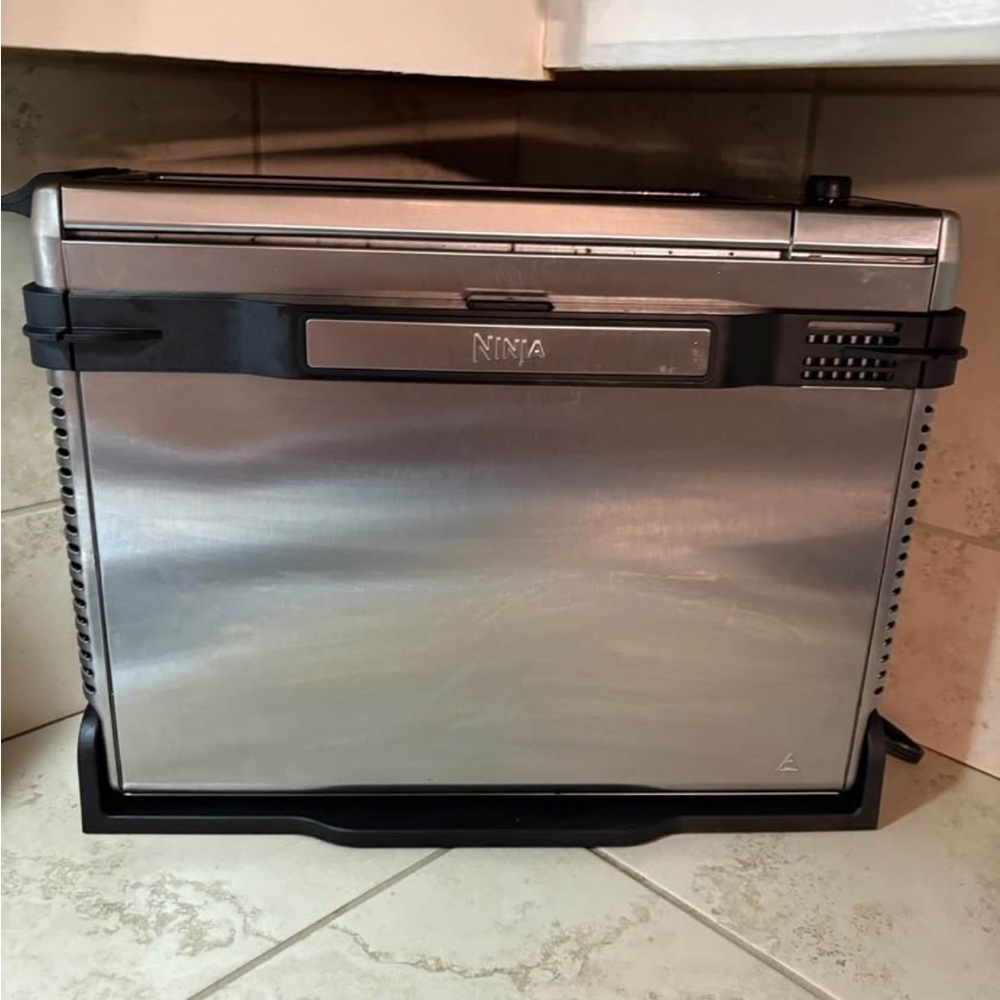 Ninja Stainless Steel and Black Compact Oven